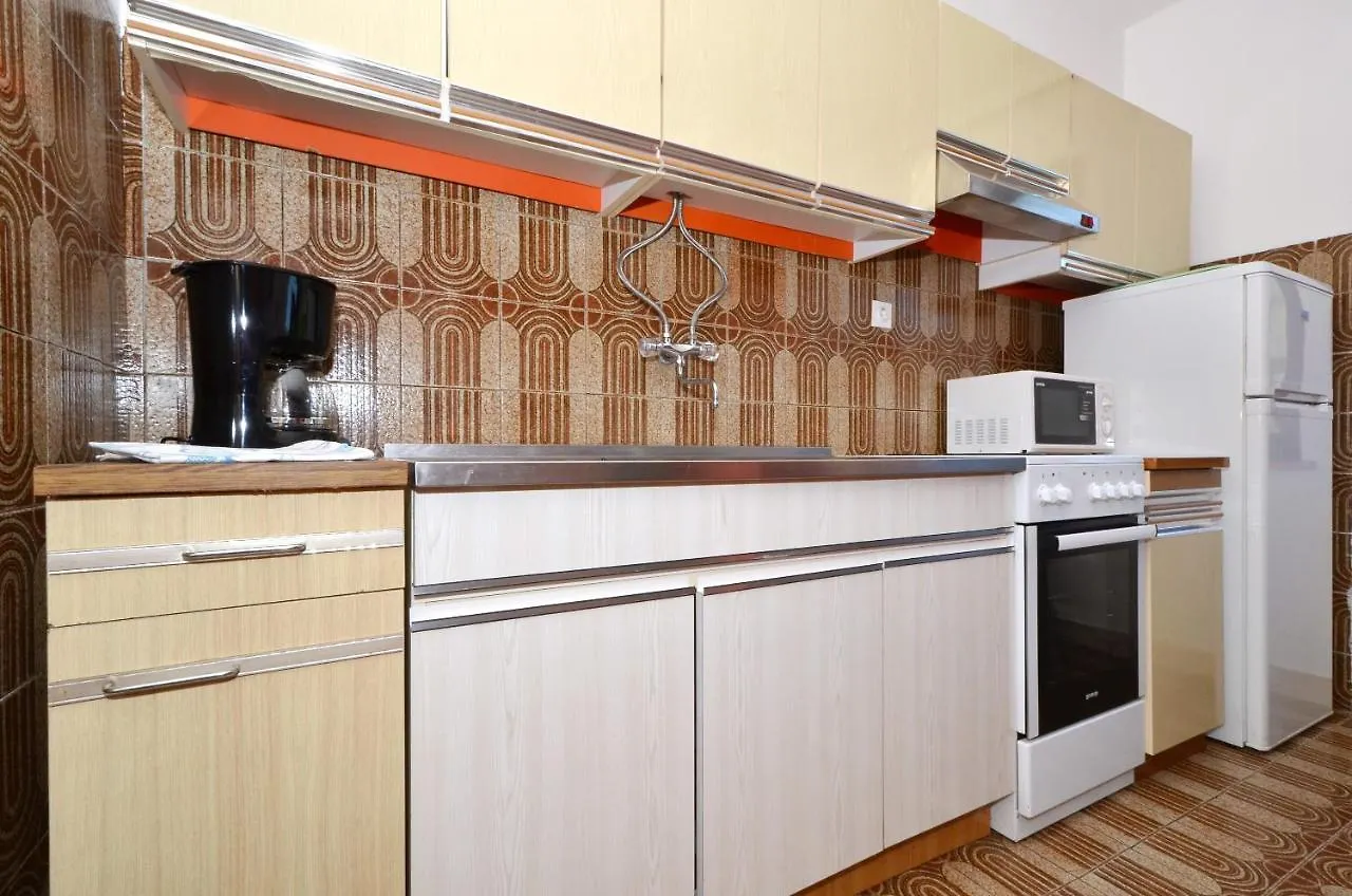 Apartment D Large Apt With Big Terrace Next To The Beach Trogir Croatia